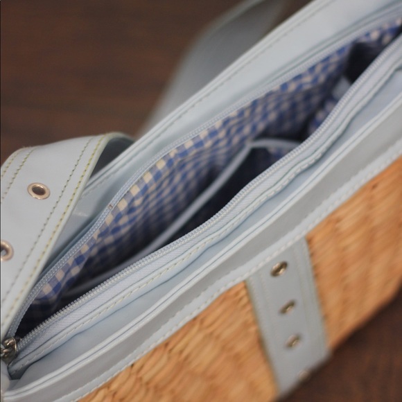 Maggie B straw purse with gingham lining - Picture 6 of 6